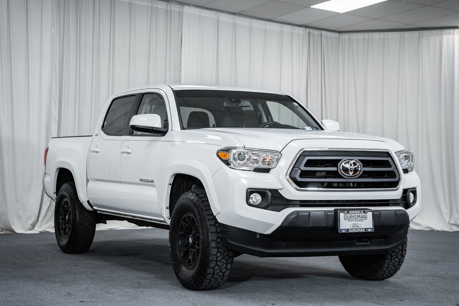 Used 2020 Toyota Tacoma SR5 image 1
