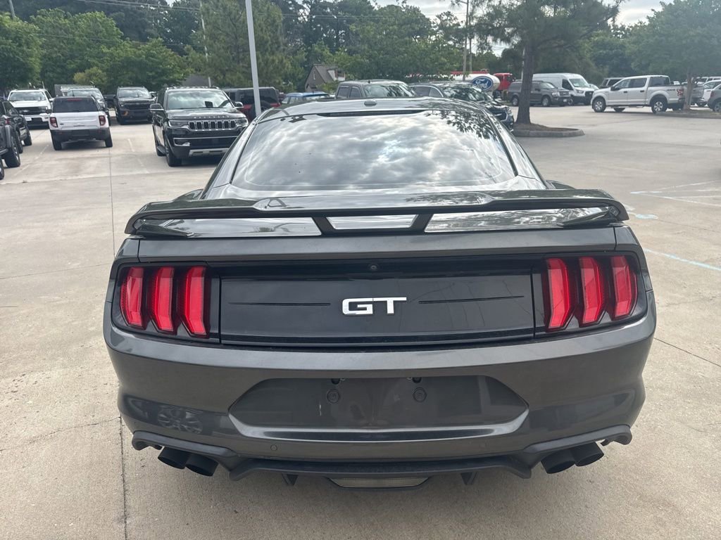 Used 2018 Ford Mustang GT Premium w/ GT Performance Package RWD image 5