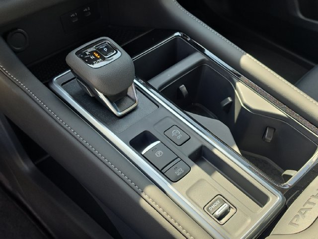 New 2026 Nissan Pathfinder SV FWD image 27