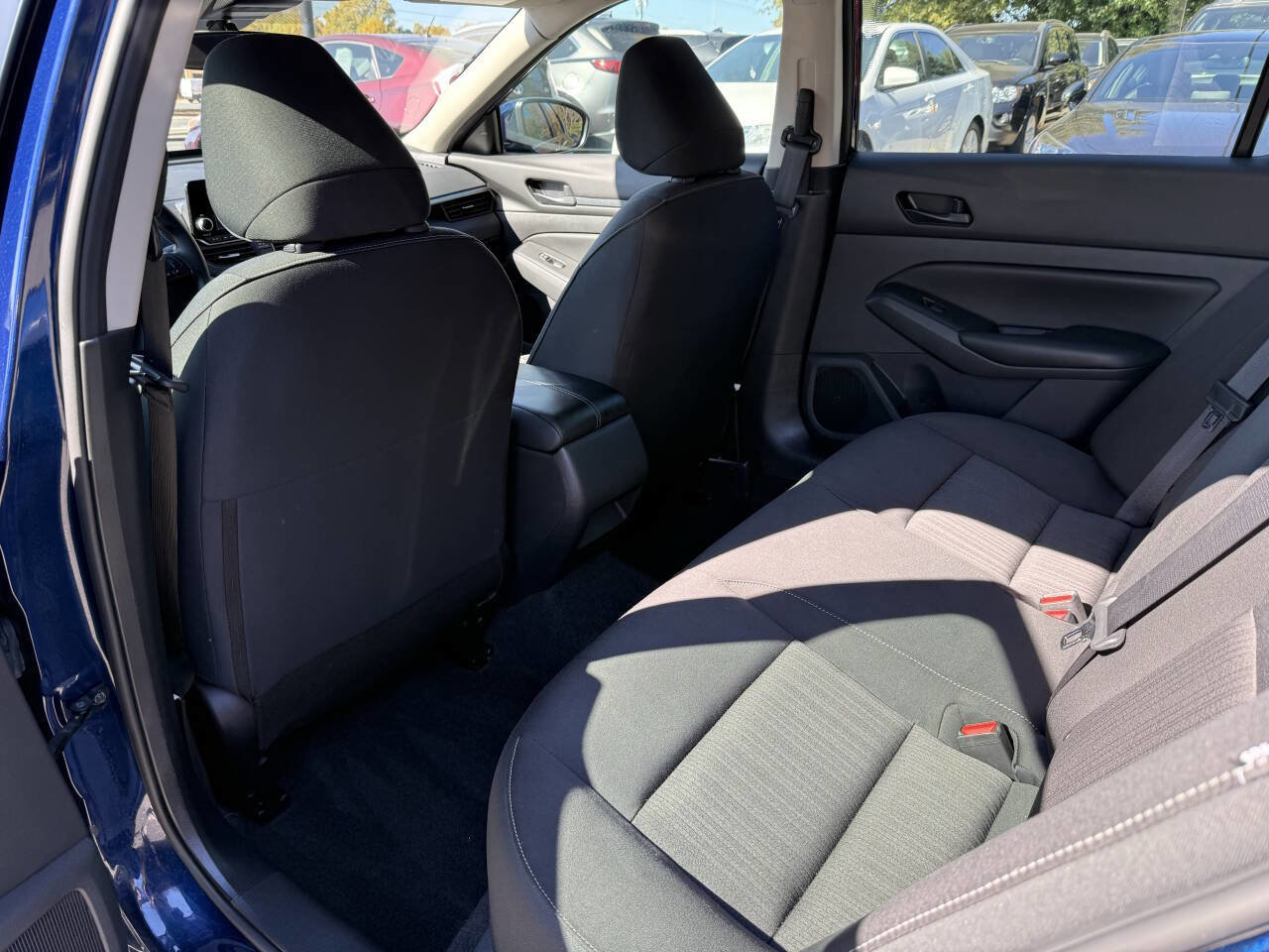 Used 2024 Nissan Altima 2.5 S image 9