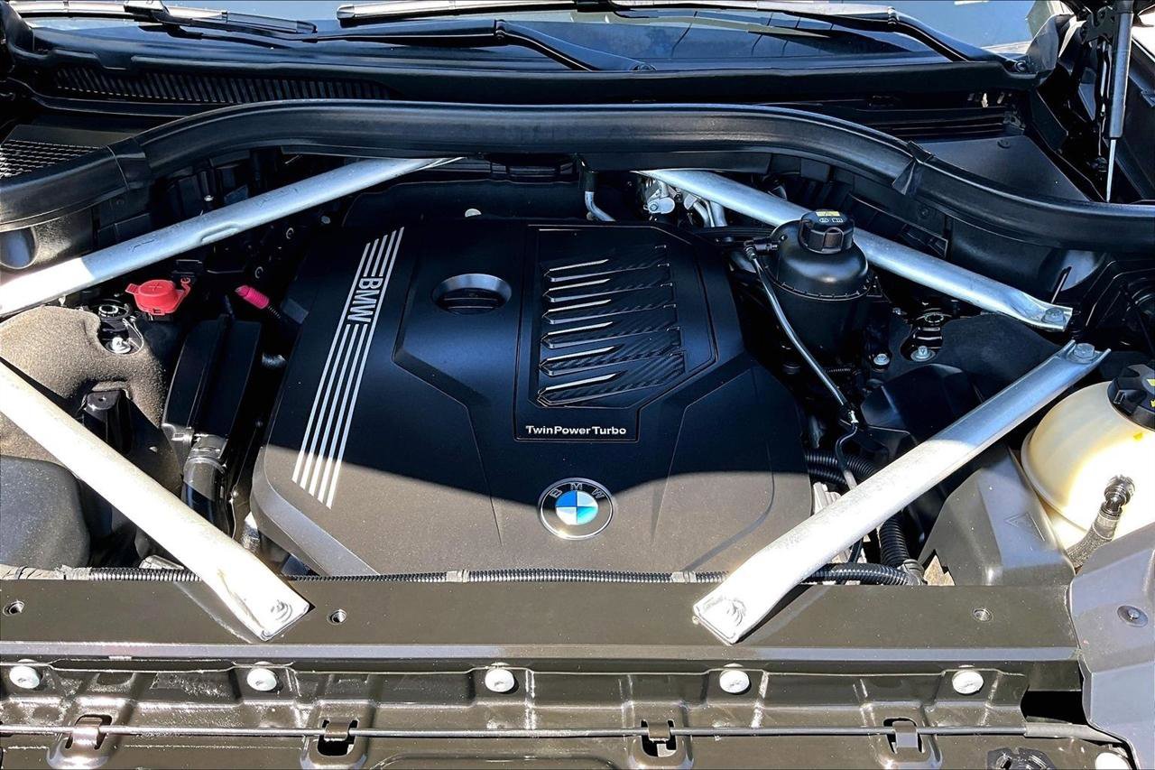 Used 2019 BMW X7 xDrive40i w/ Premium Package AWD/4WD image 31