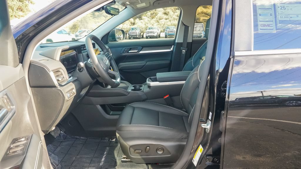 New 2026 GMC Terrain Denali AWD/4WD image 13