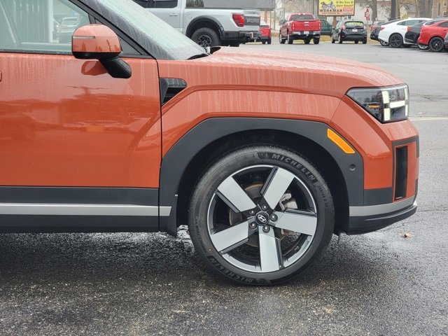 Used 2024 Hyundai Santa Fe Limited image 9