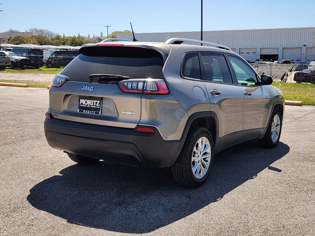 Used 2021 Jeep Cherokee Latitude image 34