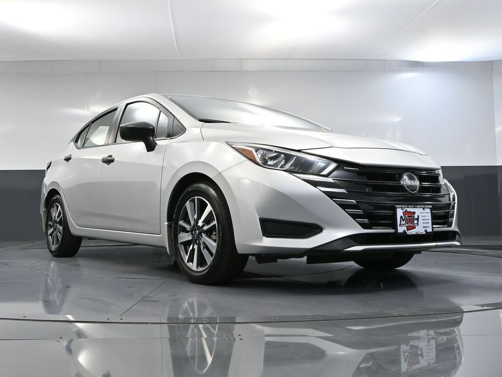 Used 2024 Nissan Versa S w/ S Plus Package image 51