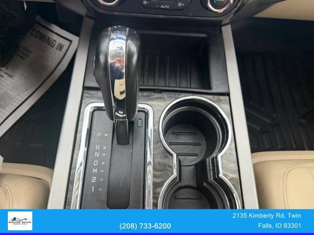 Used 2017 Ford Expedition Limited w/ Equipment Group 301A AWD/4WD image 18