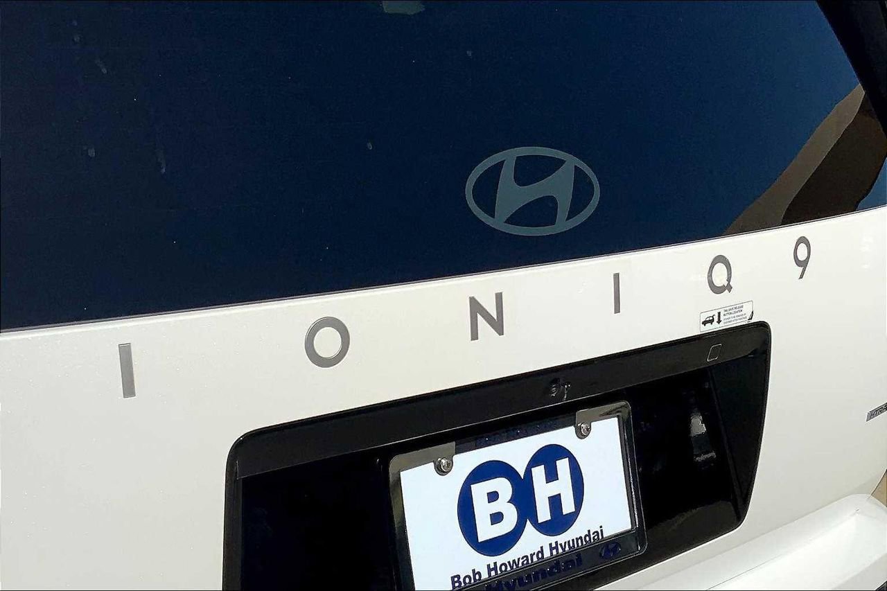 New 2026 Hyundai Ioniq 9 SEL image 15