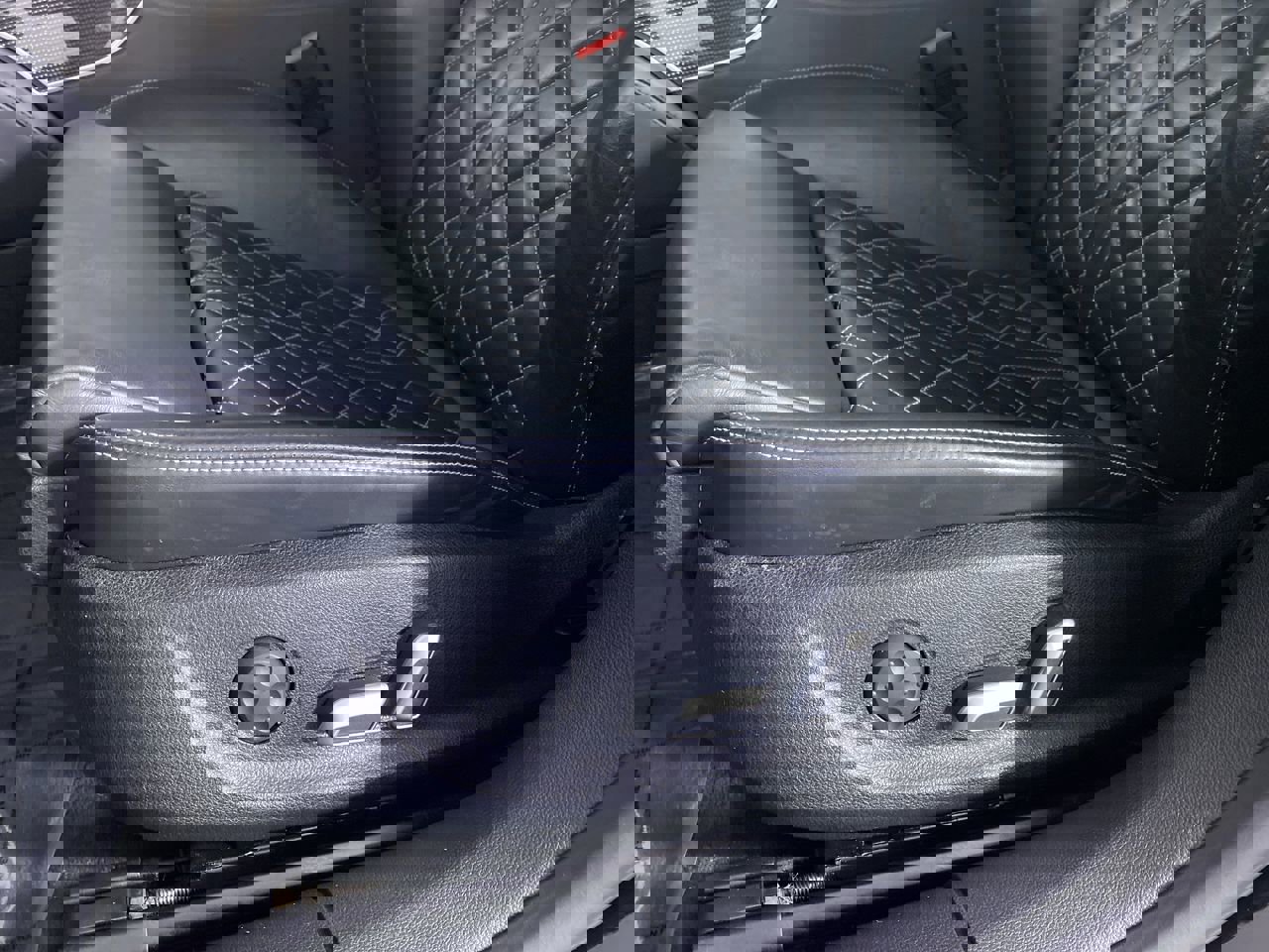 Used 2017 Audi S7 Premium Plus w/ S7 Sport Package image 10