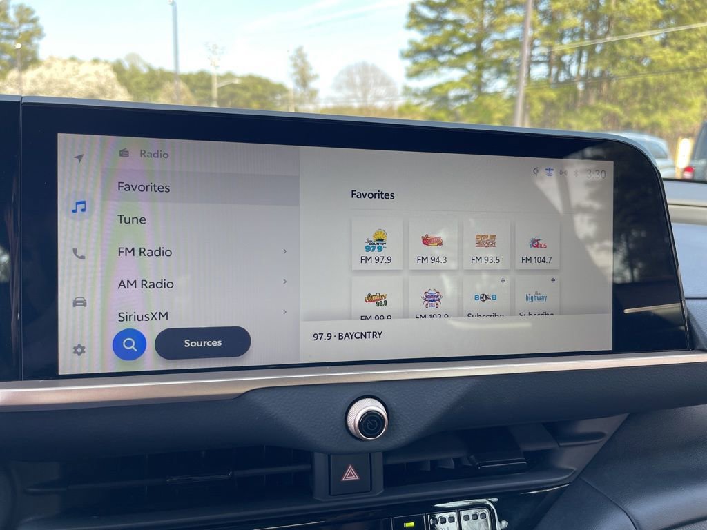 Used 2025 Toyota Crown Platinum image 10