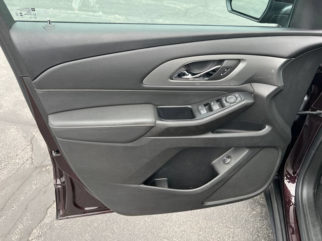 Certified 2023 Chevrolet Traverse LT w/ LPO, Floor Liner Package AWD/4WD image 11