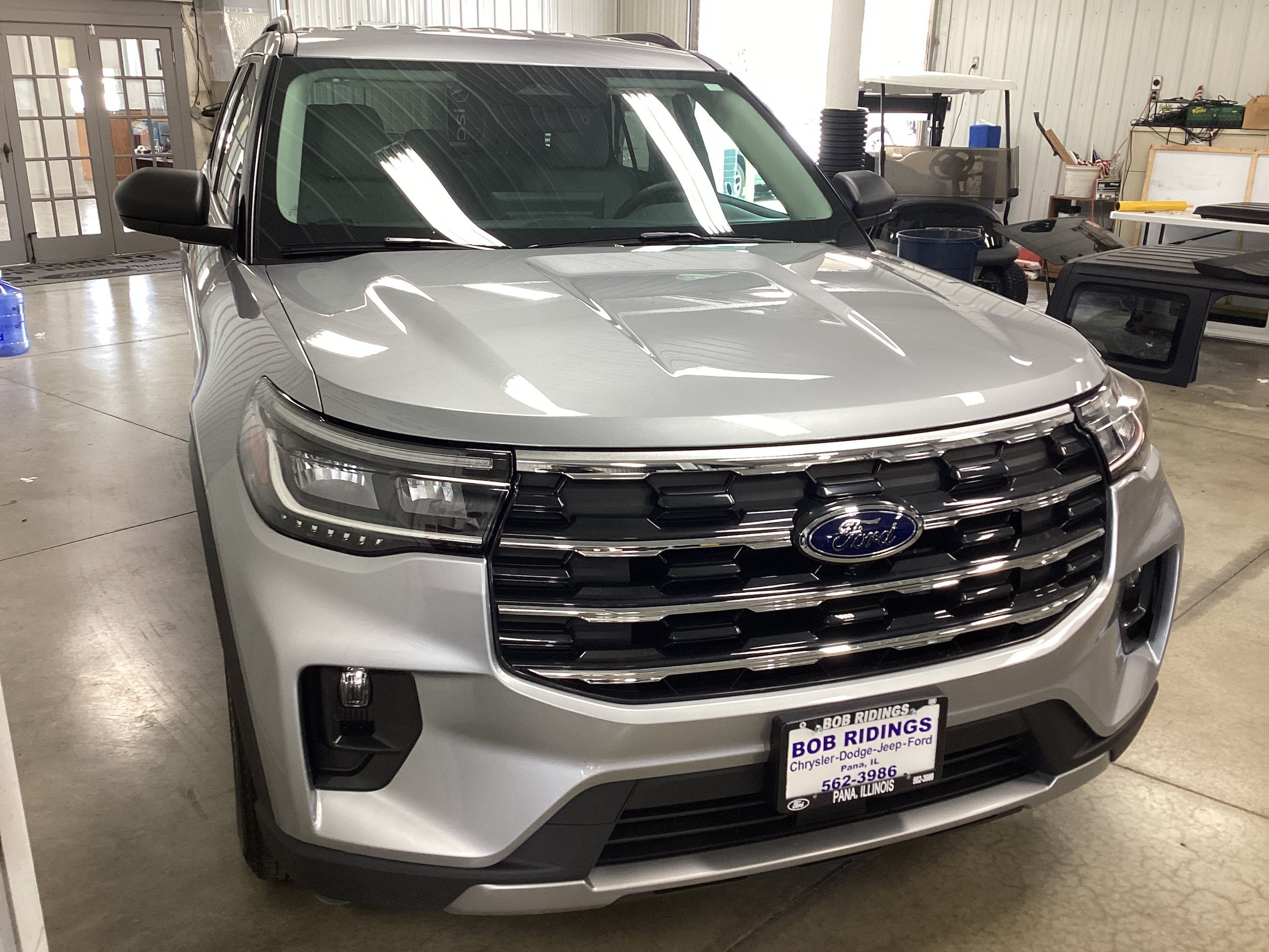 Used 2025 Ford Explorer Active w/ Active Comfort Package AWD/4WD image 8