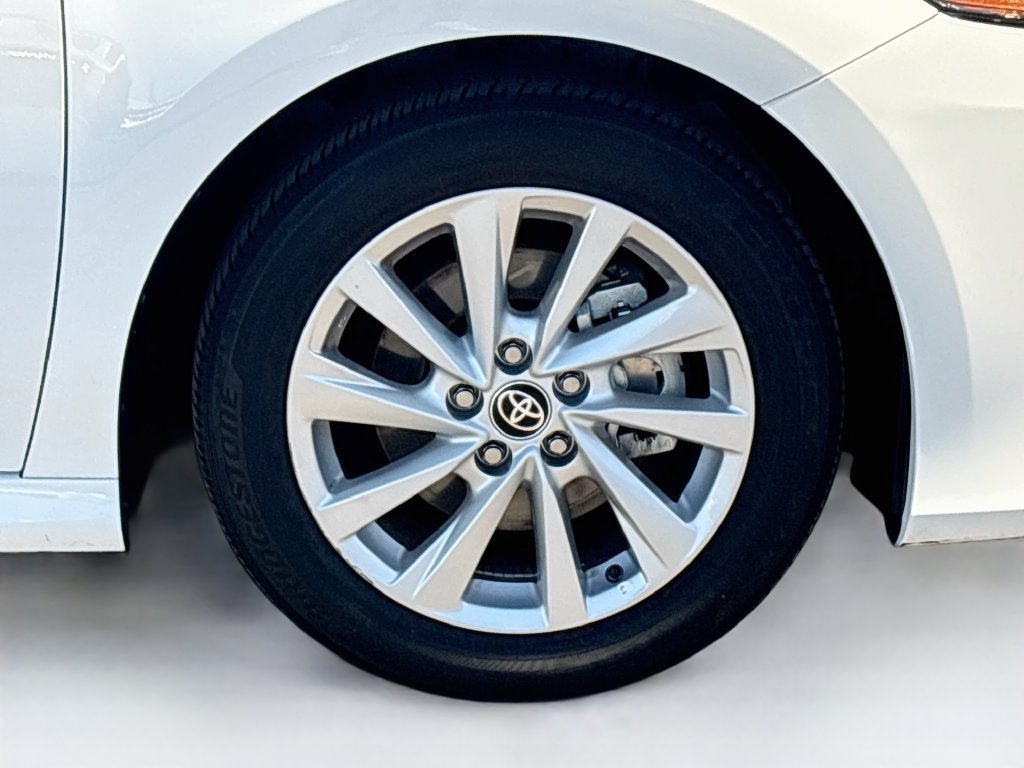Used 2024 Toyota Camry LE FWD image 31