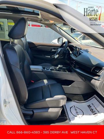 Certified 2023 Nissan Rogue SV w/ SV Premium B Package AWD/4WD image 20