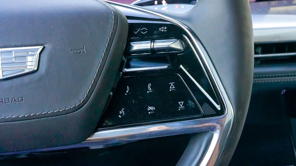 New 2025 Cadillac Escalade IQ Sport 2 w/ LPO, ONYX Package image 42