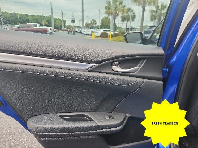 Used 2017 Honda Civic Touring image 19