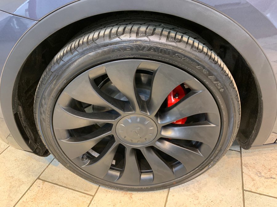 Used 2022 Tesla Model Y Performance AWD/4WD image 13