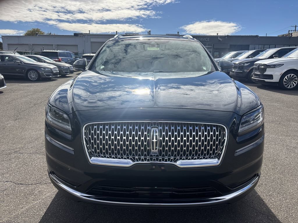 Certified 2022 Lincoln Nautilus Reserve w/ Luxury Package image 8