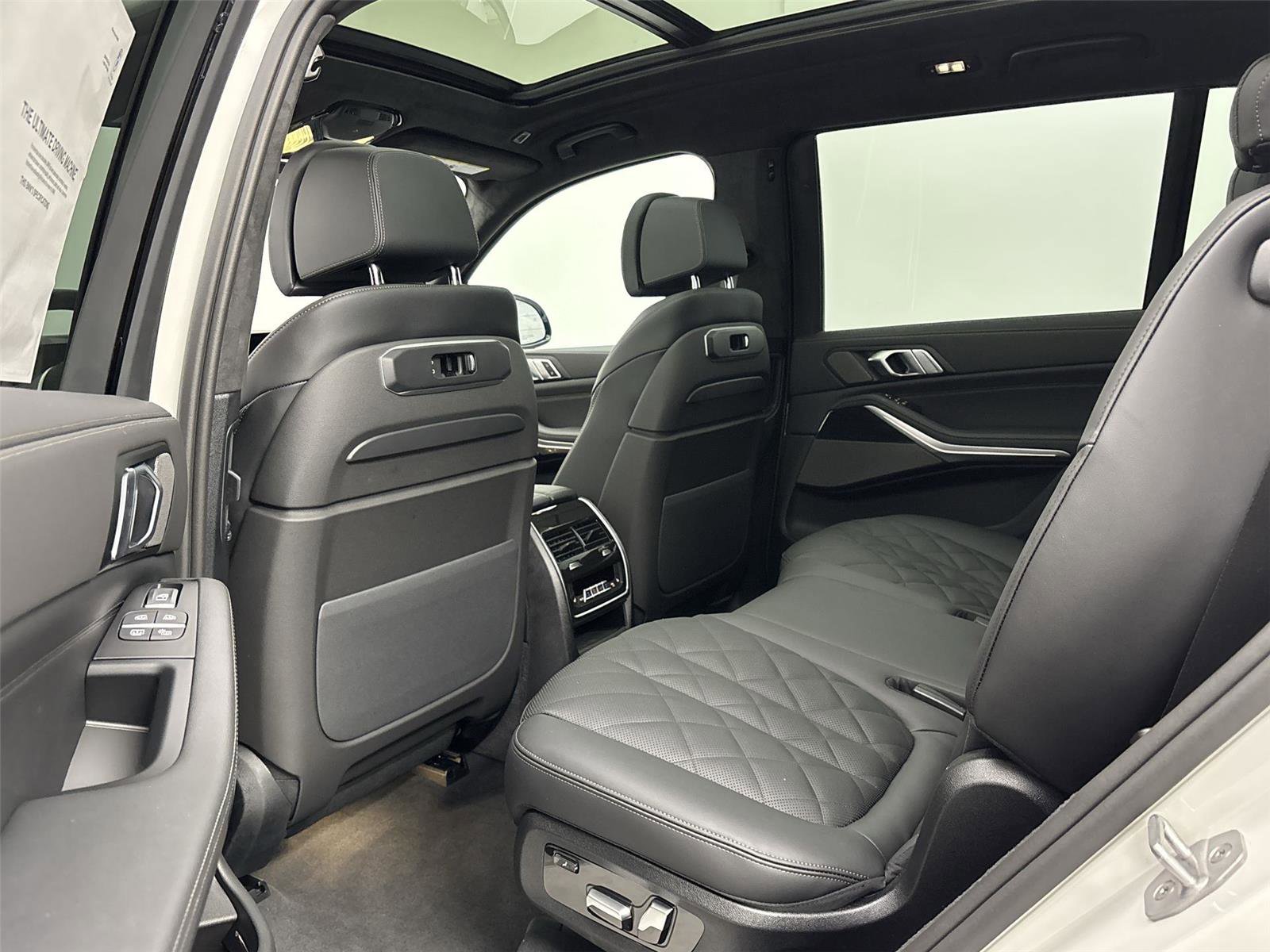 New 2026 BMW X7 xDrive40i w/ M Sport Package image 29