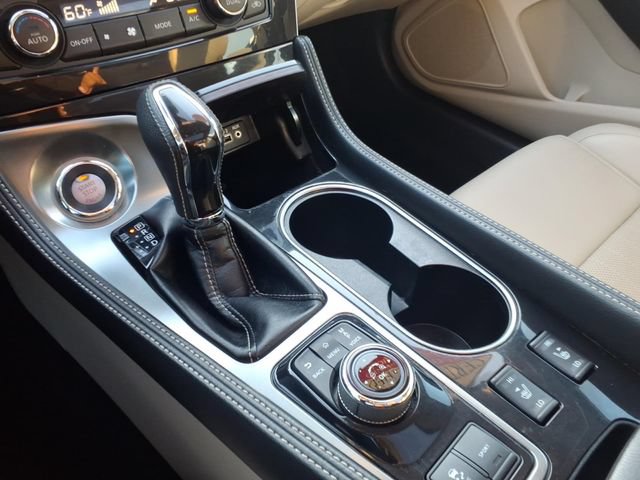 Used 2020 Nissan Maxima 3.5 SL w/ Floor Mat Group FWD image 17
