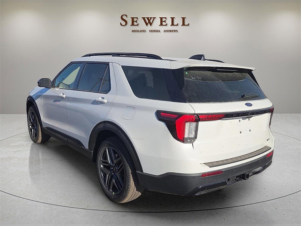 New 2026 Ford Explorer ST-Line w/ ST-Line Street Pack image 3