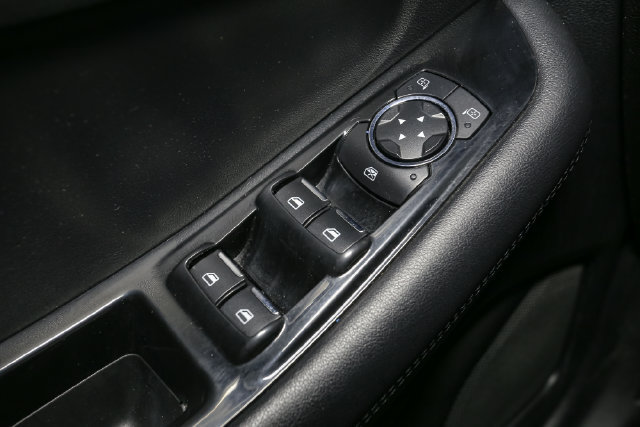 Used 2015 Ford Edge SEL w/ Equipment Group 201A AWD/4WD image 32