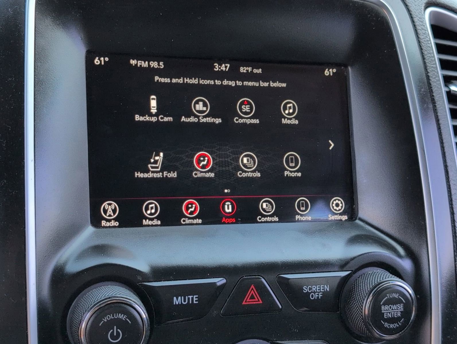 Used 2020 Dodge Durango SXT image 17