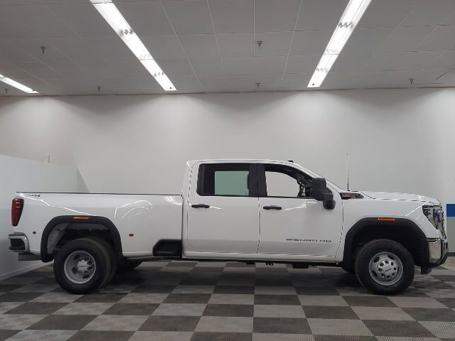 Used 2024 GMC Sierra 3500 Pro AWD/4WD image 8