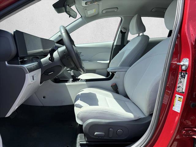 Certified 2025 Hyundai Kona SEL FWD image 10