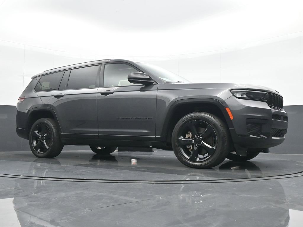 Used 2021 Jeep Grand Cherokee L Laredo image 23