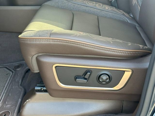 New 2026 RAM 1500 Limited w/ Off Road Group AWD/4WD image 13