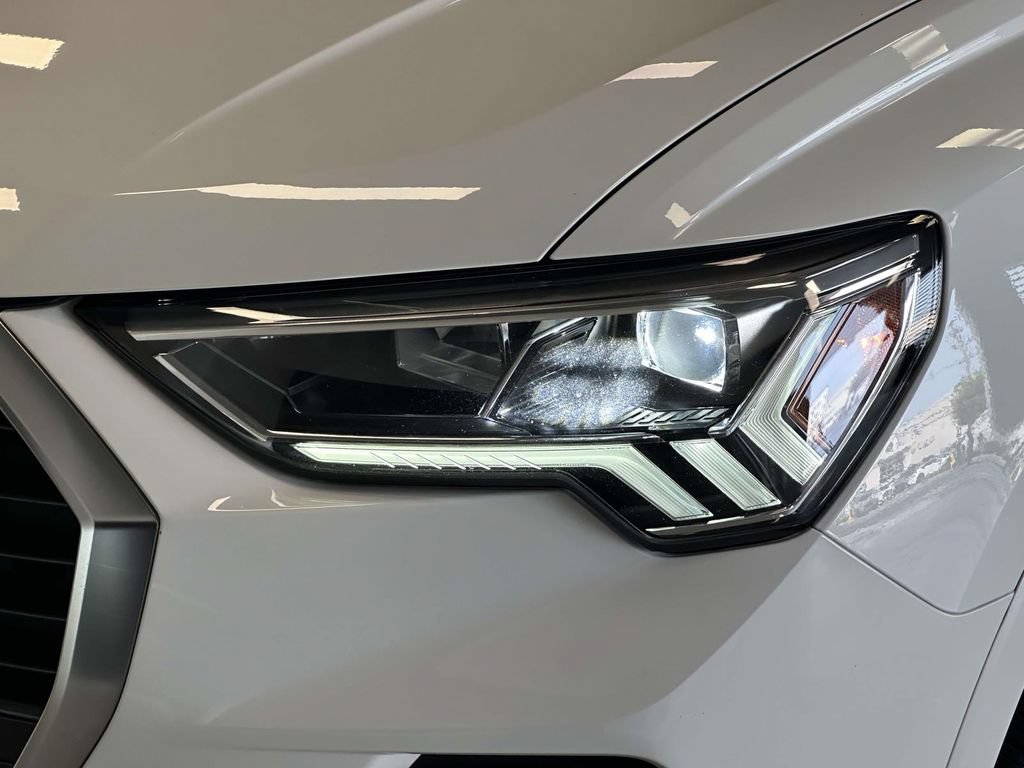 Used 2023 Audi Q3 2.0T Premium w/ Convenience Package AWD/4WD image 11