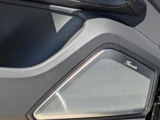 Used 2026 Porsche Cayenne Turbo image 13