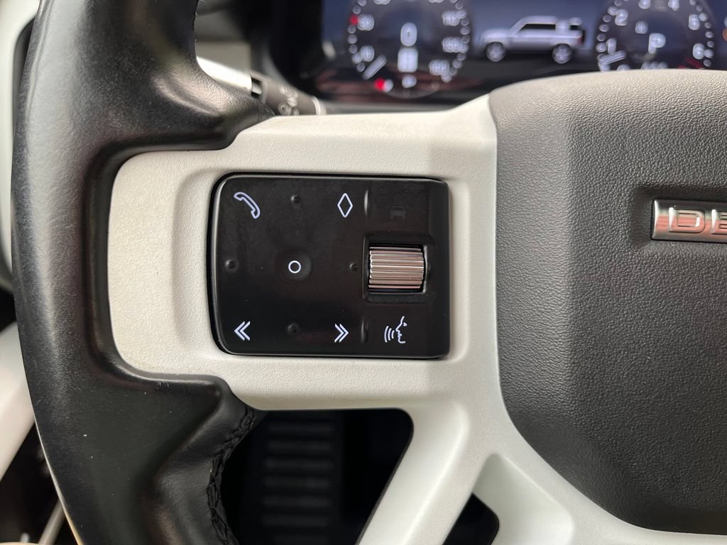 Used 2022 Land Rover Defender 110 X-Dynamic SE AWD/4WD image 40