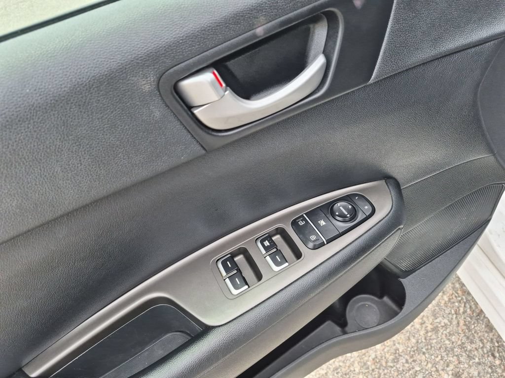 Used 2019 Kia Optima LX FWD image 14