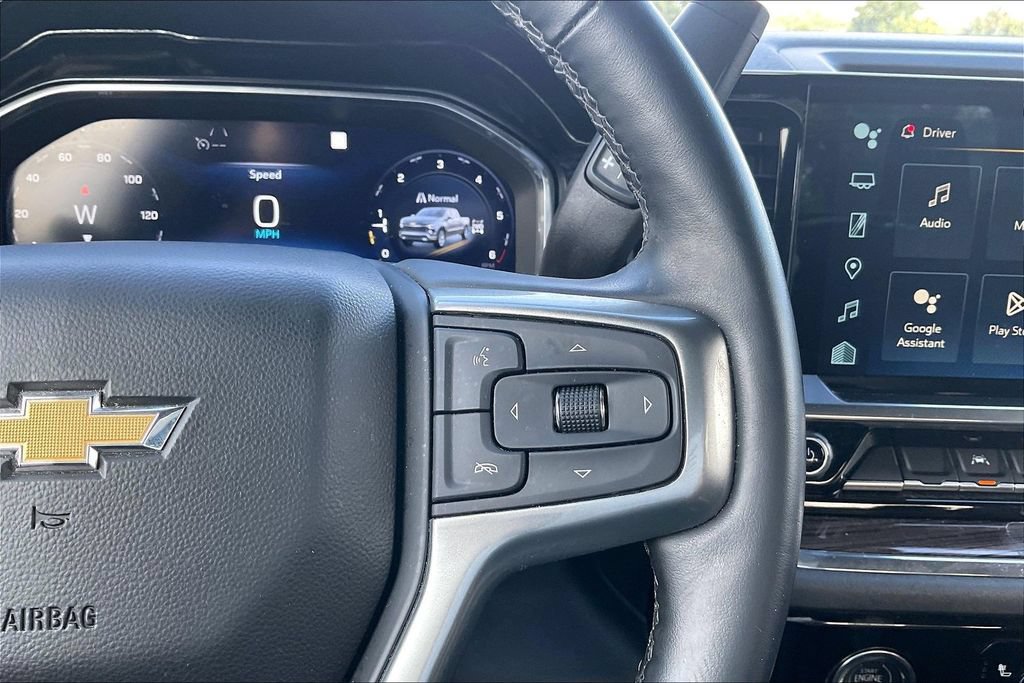 Used 2023 Chevrolet Silverado 1500 LT AWD/4WD image 13