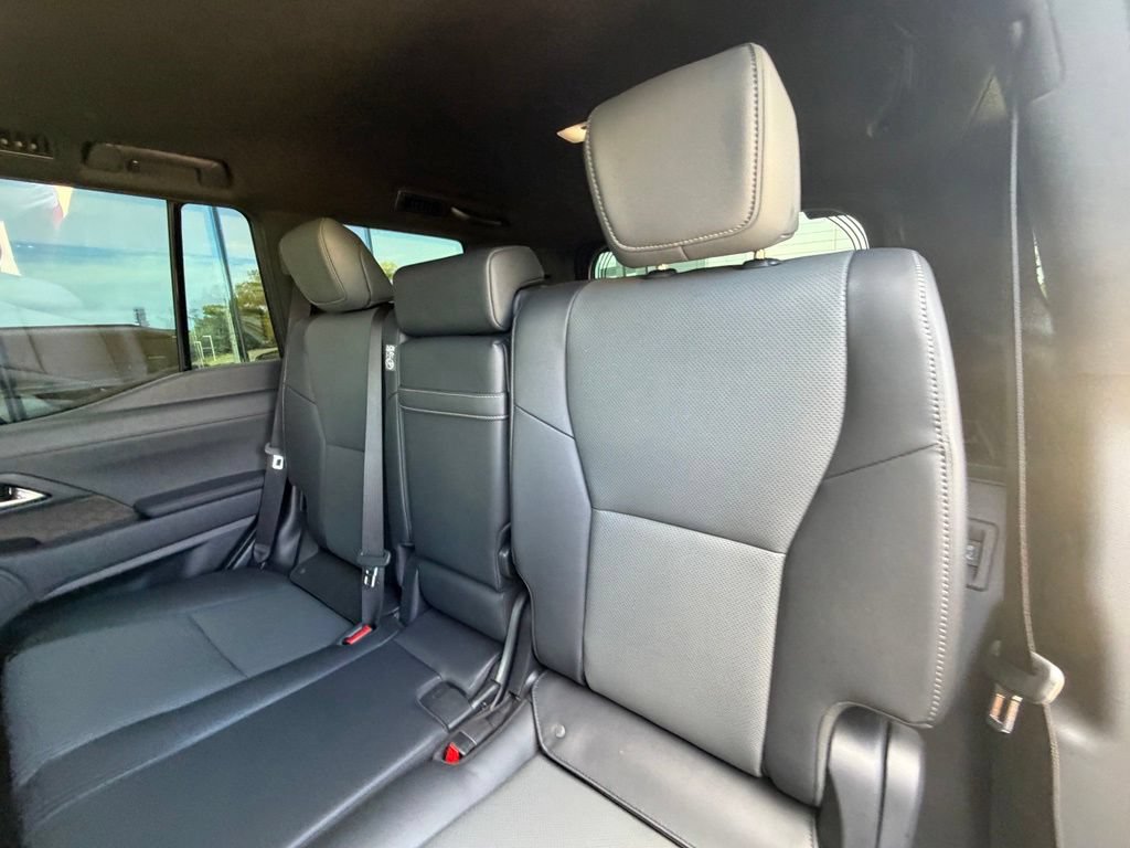 Used 2025 Lexus GX 550 w/ Cold Area Package AWD/4WD image 19