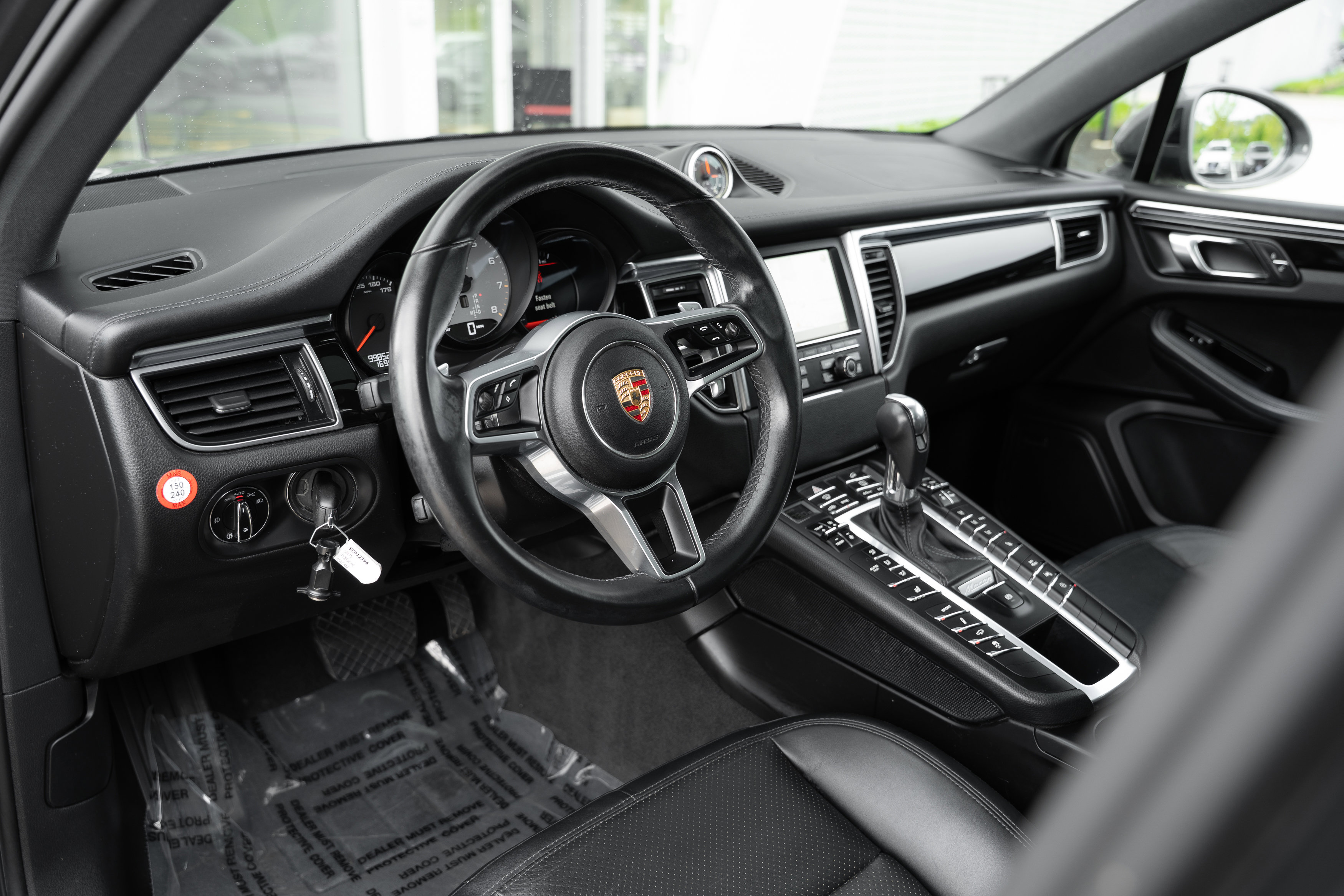 Used 2015 Porsche Macan S AWD/4WD image 10