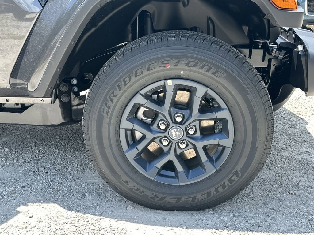 New 2026 Jeep Gladiator Overland AWD/4WD image 12