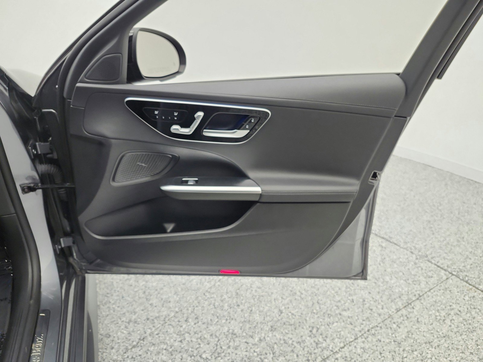 Used 2023 Mercedes-Benz C 300 Sedan image 21