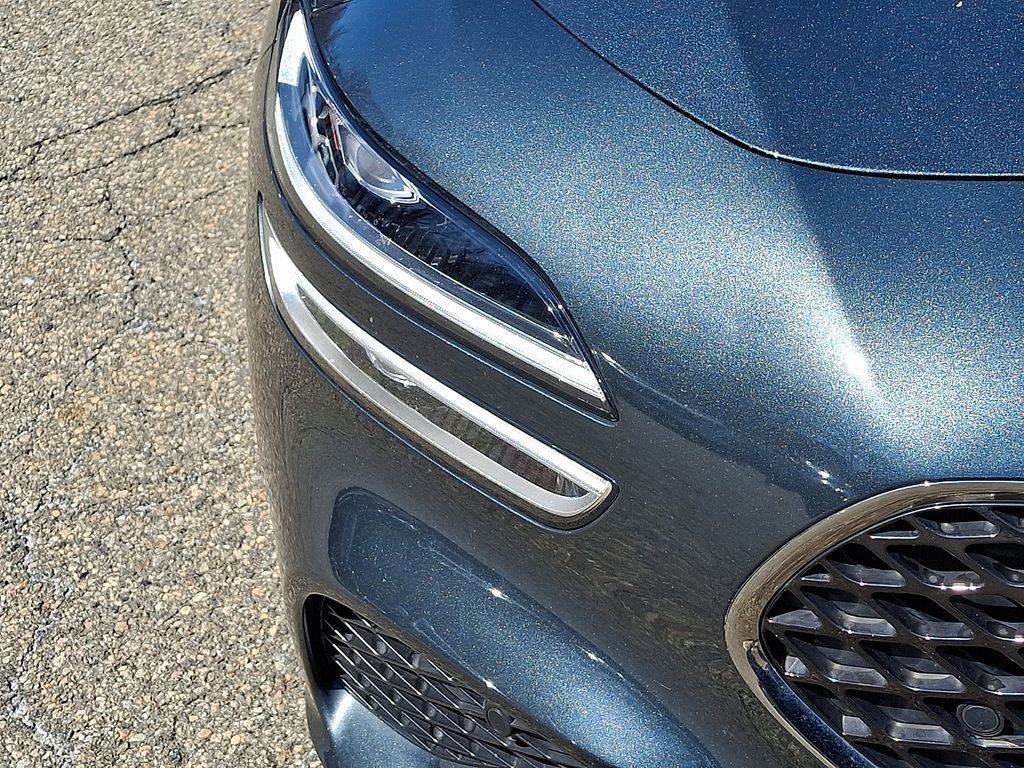 Used 2023 Genesis G70 3.3T w/ Sport Prestige Package image 10