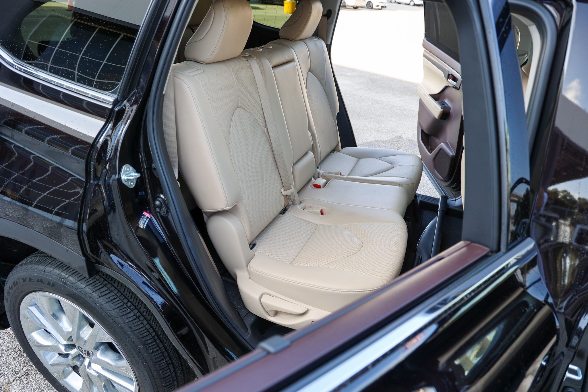 Used 2022 Toyota Highlander Limited AWD/4WD image 39