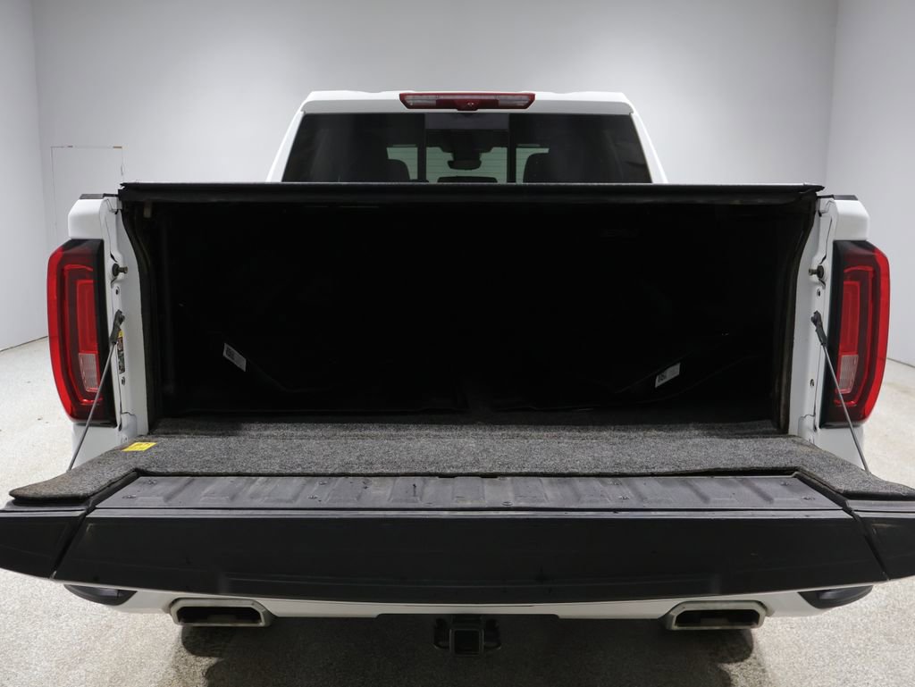 Used 2024 GMC Sierra 1500 AT4 w/ Technology Package image 5