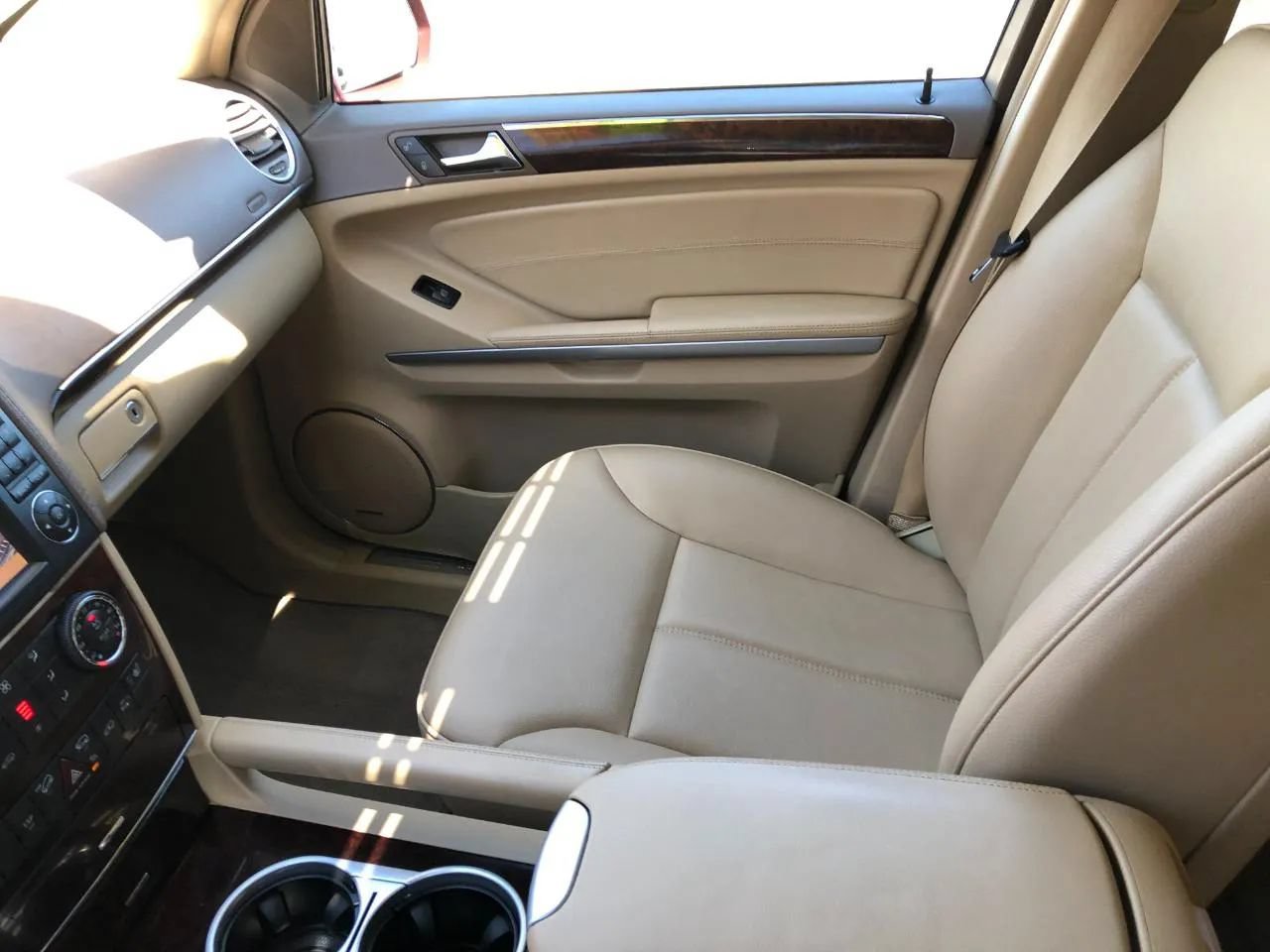 Used 2010 Mercedes-Benz GL 450 4MATIC image 32