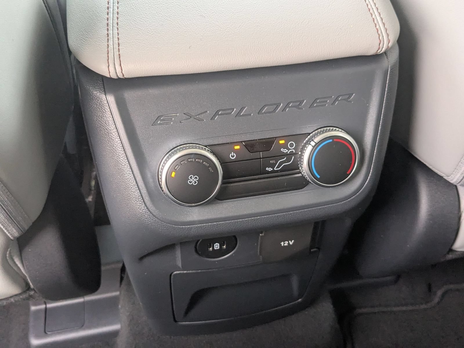 New 2026 Ford Explorer Active w/ Active Comfort Package AWD/4WD image 33