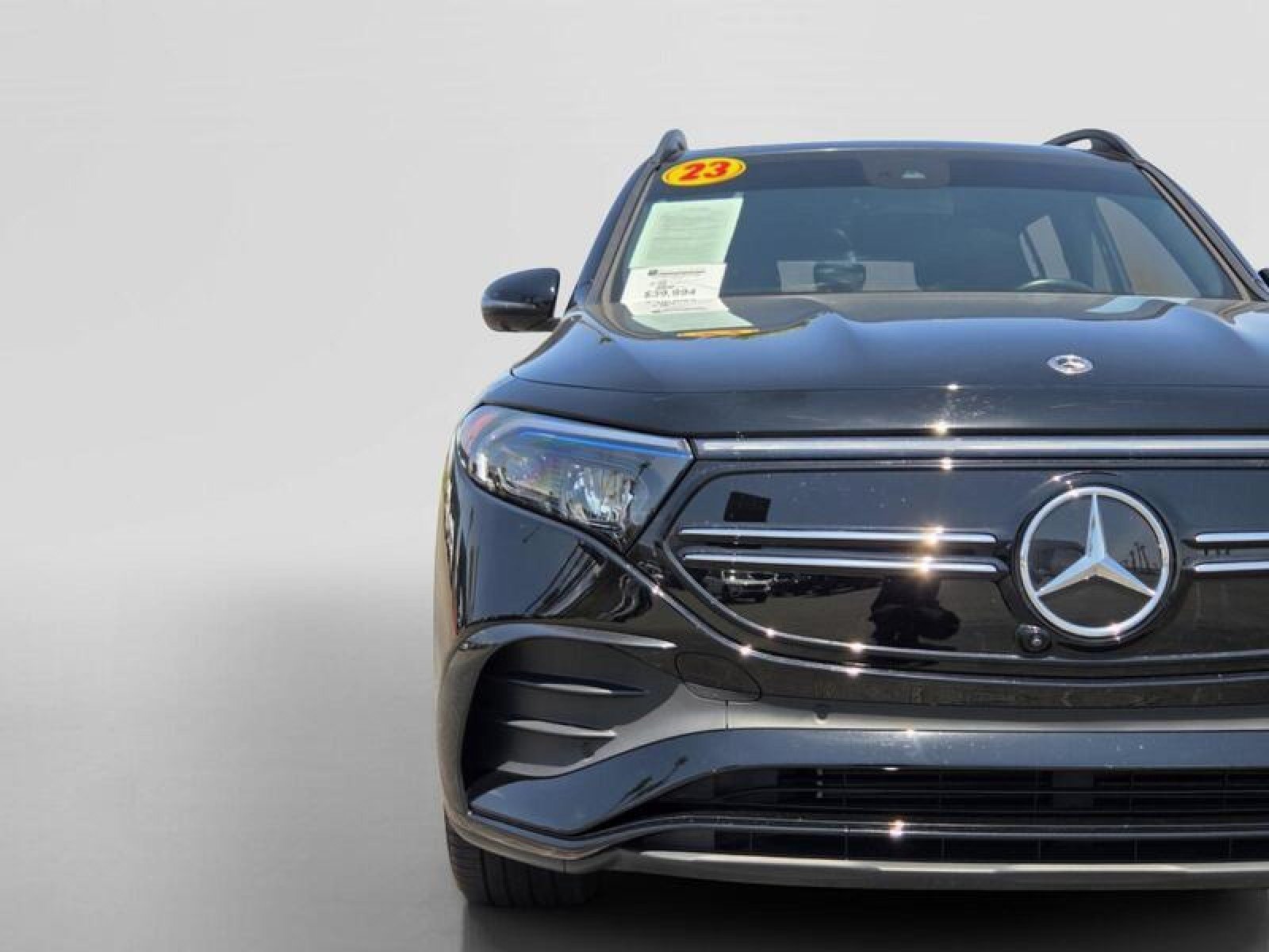 Certified 2023 Mercedes-Benz EQB 300 4MATIC image 10