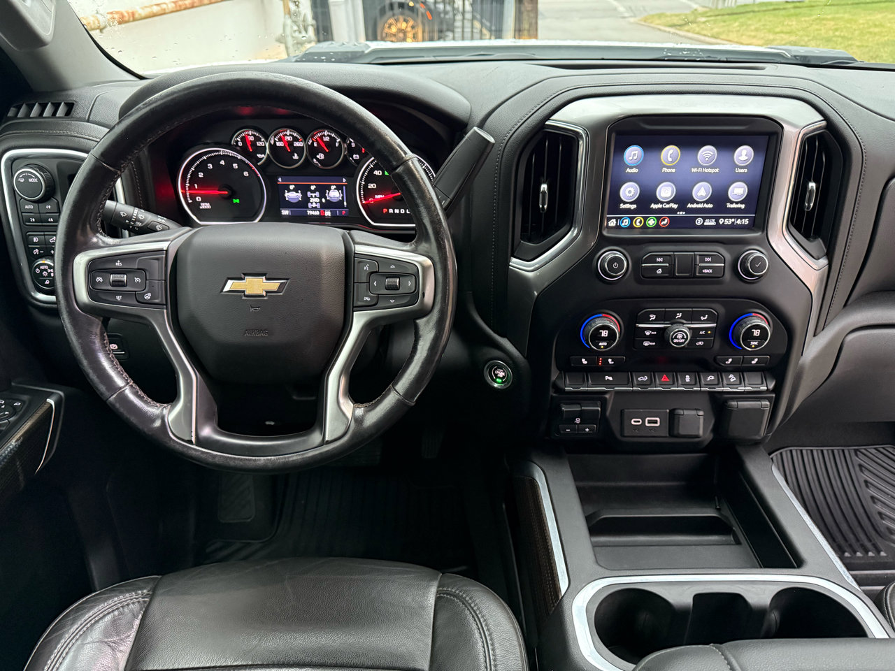 Used 2020 Chevrolet Silverado 2500 LT w/ Texas Edition image 2