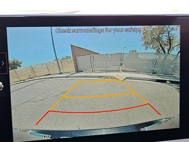 Used 2025 Genesis G70 2.5T image 14