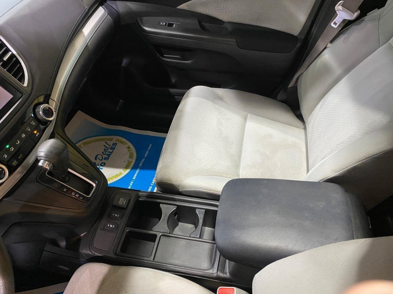 Used 2015 Honda CR-V EX image 16