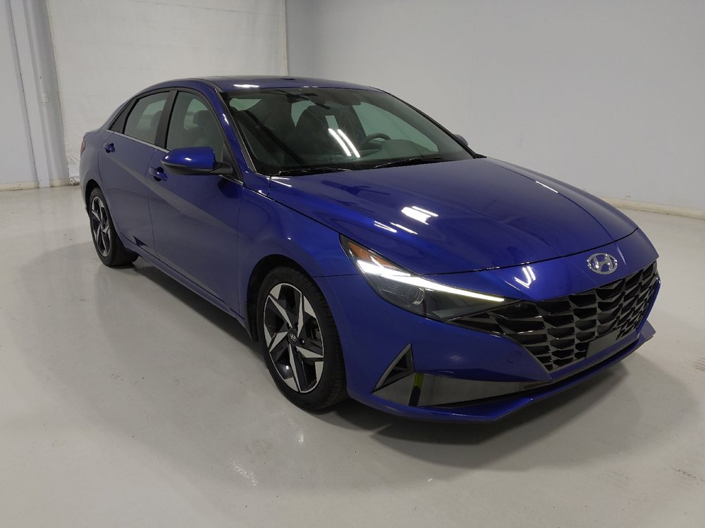 Used 2022 Hyundai Elantra SEL w/ Convenience + Premium Package FWD image 13