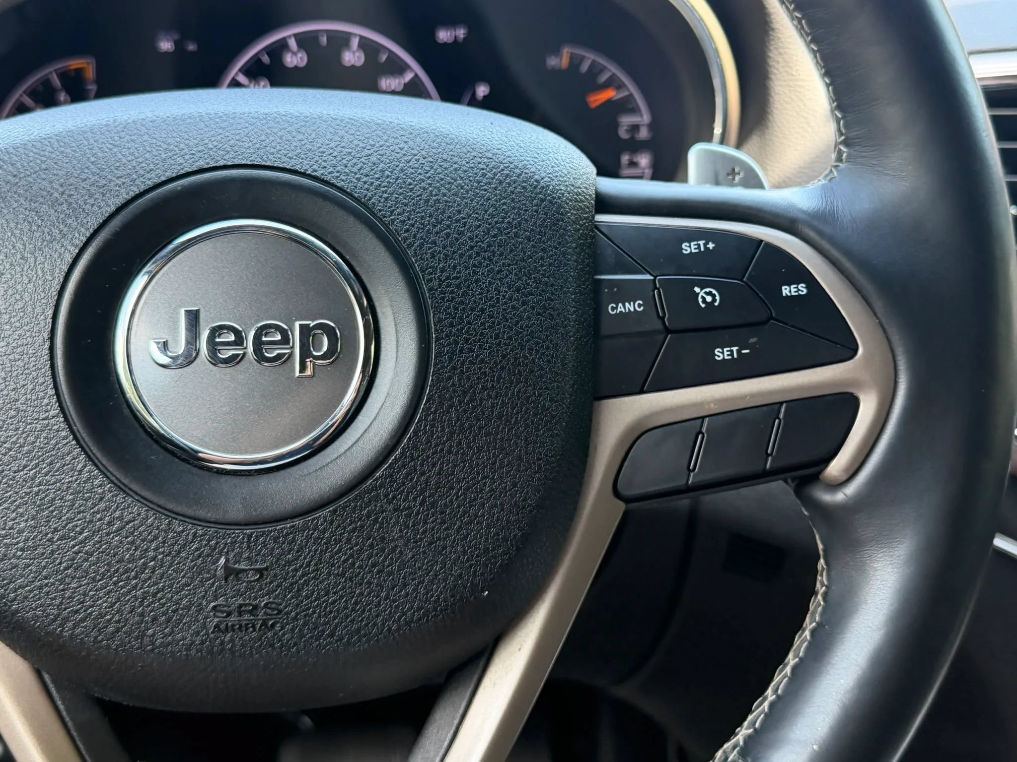 Used 2017 Jeep Grand Cherokee Limited w/ Luxury Group II AWD/4WD image 28